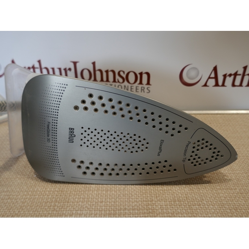 6020 - A Braun Carestyle compact steam iron, (388-235) *This lot is subject to VAT