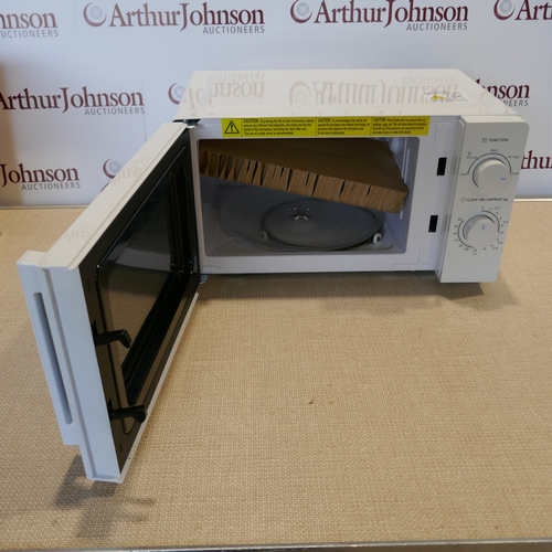 6055 - A Nutmeg microwave with 5 power levels and 30 minute timer *This lot is subject to VAT