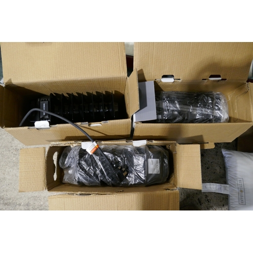 6065 - Three Nutmeg oil filled radiators *This lot is subject to VAT