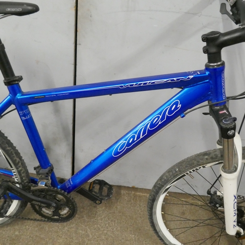5039H - A Carrera Vulcan off-road Technical Innovation front suspension hardtail, aluminium framed mountain ... 