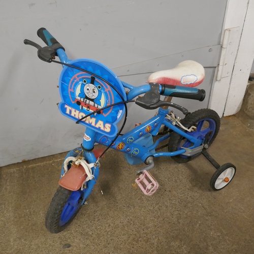 5039K - Two Thomas The Tank Engine children's bike