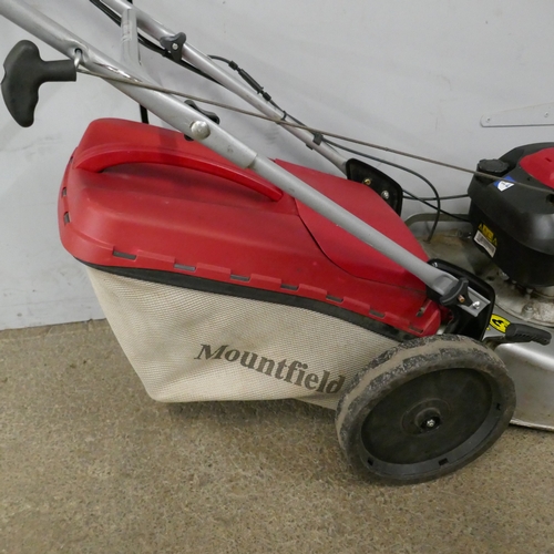 5039L - A Mountfield SP533 51cm cutting width, self propelled petrol driven lawnmower with collection box  *... 