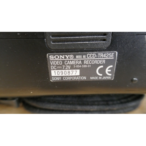 5026 - Three assorted cameras including a Sony Handycam 72x digital zoom camera recorder, a Sony DSC-570 di... 