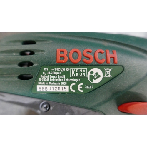 5029 - A Bosch PSR12, 12V battery powered drill and charger and a Parkside DSBM 500, 230V drill