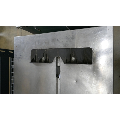 5055 - A Green Signode 230V heavy duty strapping machine - model TP201-CE **Failed PAT test due to earth co... 
