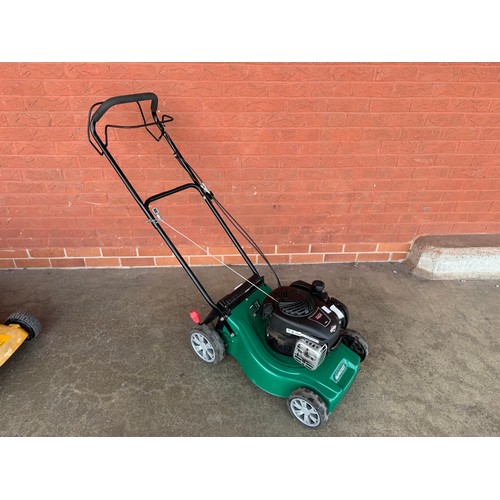 5054B - A McCulloch 354OPD 35 Classic petrol driven self-propelled lawnmower with a Briggs & Stratton engine... 