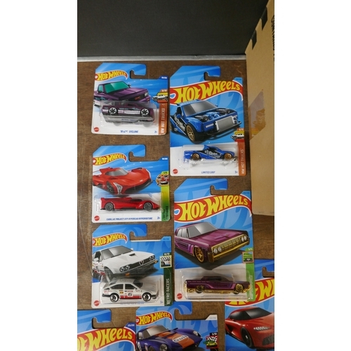 5001B - 12 Mainline Hotwheels Long Card toy cars, 6 Mainline Hotwheels Short Card toy cars and 2 Hotwheels 5... 