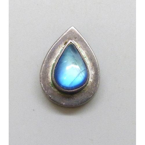 Lot 7059      
