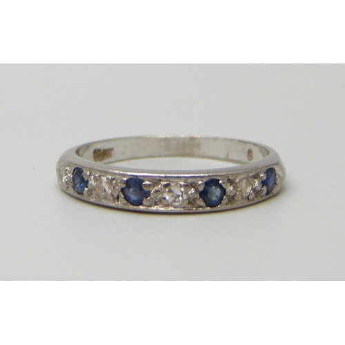 Lot 7042      