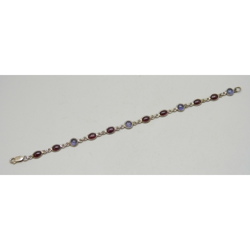 Lot 7069      