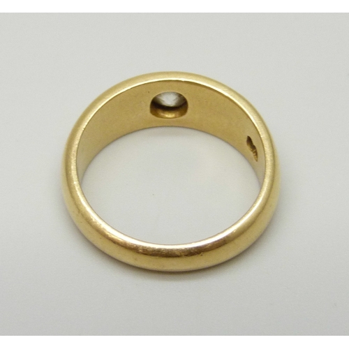 7144 - An 18ct gold gypsy ring set with an old cut diamond, 8.3g, O