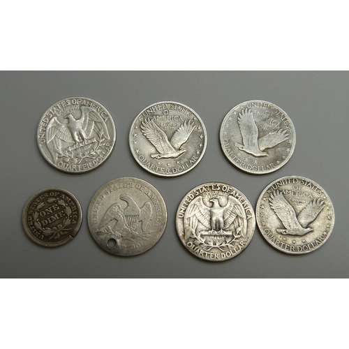 7025 - A collection of USA coins, quarter dollars and a dime, 39.1g