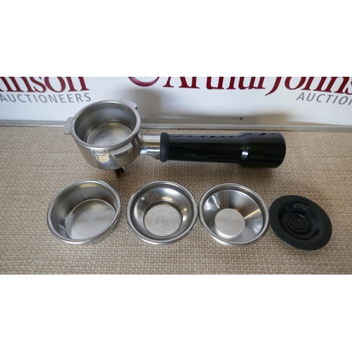 6001 - A Sage Barista Touch Impress coffee machine, original RRP £833.33 + VAT (389-28) *This lot is subjec... 