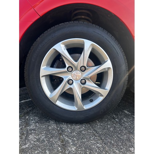 5456 - A 2015 1.2 litre Peugeot 208 Active 3 Door Hatchback MK65 UEM 1200cc MOT until 16.02.27 - 68649 reco... 