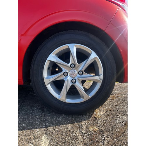 5456 - A 2015 1.2 litre Peugeot 208 Active 3 Door Hatchback MK65 UEM 1200cc MOT until 16.02.27 - 68649 reco... 