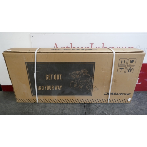 Lot 5038      