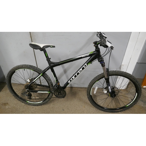 Lot 5047      