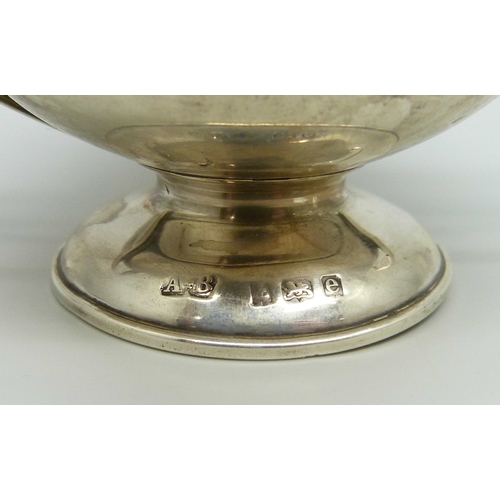 7021 - An Edwardian silver oil burner, Birmingham, 1904, 150g (weighted base), 9.8cm handle to handle