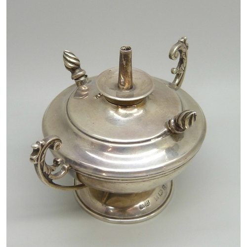 7021 - An Edwardian silver oil burner, Birmingham, 1904, 150g (weighted base), 9.8cm handle to handle