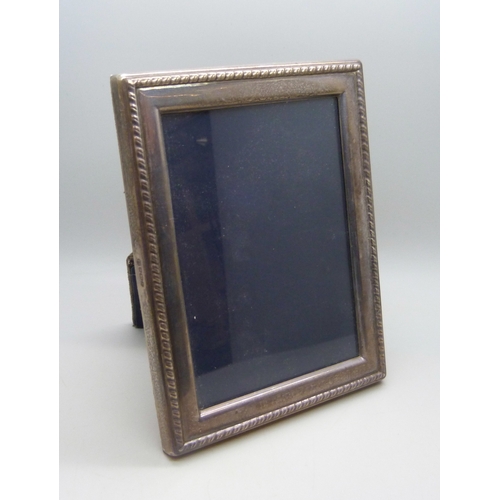 7003 - A silver photograph frame, Sheffield, 1987, 15.8 x 11.8cm, 12.4 x 8.6cm