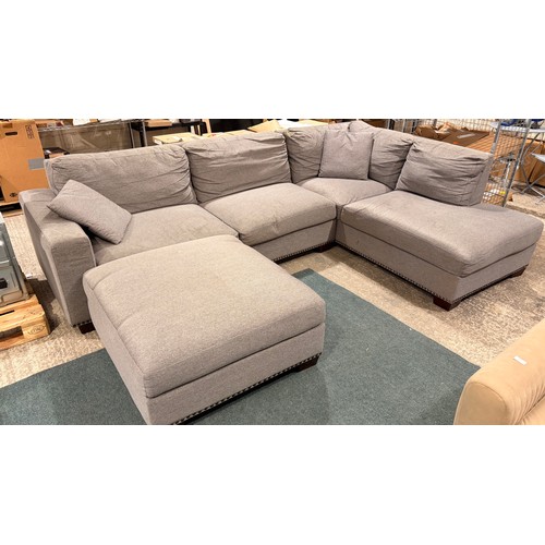 Lot 3128      