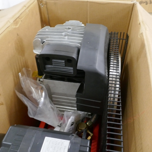 5048 - A boxed sample Clarke Boxer Air II 14/100P,14CFM, 3HP belt driven air compressor  *This lot is subje... 