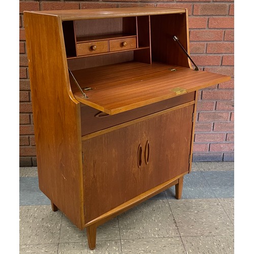 15 - A Jentique teak bureau
