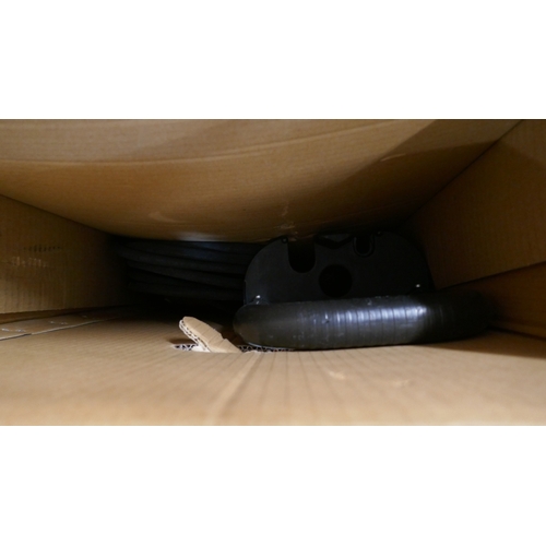 5034 - A Lavor XTR1007, 135 Bar, 420 l/h, 2100w, 80º hot water high pressure washer *This lot is subject to... 