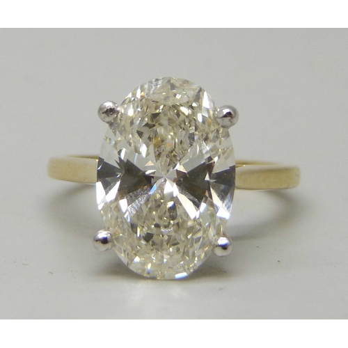 7305B - An 18ct gold lab grown diamond solitaire ring, 5ct diamond weight, 4.9g, N