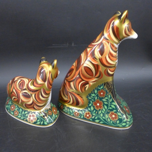 2039 - Two Royal Crown Derby paperweights, Devonian Vixen and Devonian Fox Cub, a signature edition of 1500... 