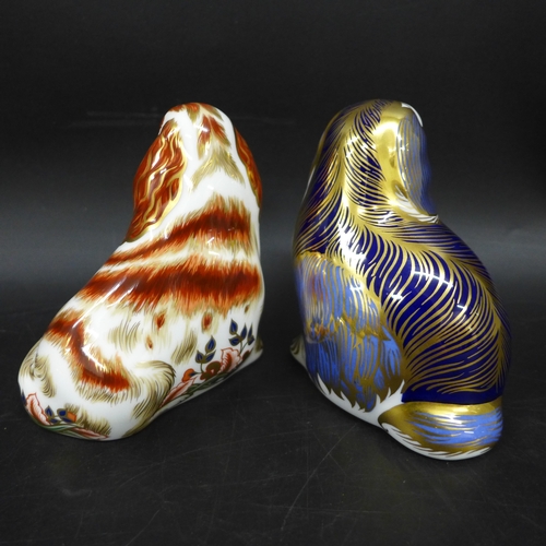 2040 - Two Royal Crown Derby paperweights including Cavalier King Charles Spaniel, both with stoppers, 9.5c... 