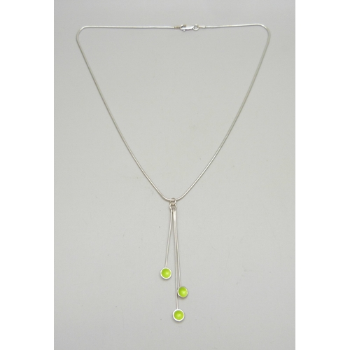 7058 - A silver and green enamel drop necklace, MH, Birmingham, 2006, 6.8cm pendant section, 42cm