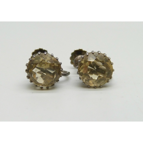 Lot 7059      