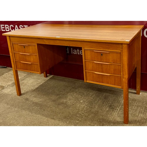 Lot 11        