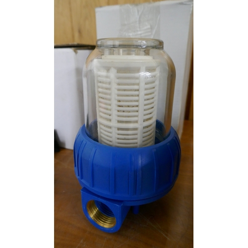 5058 - A sample battery powered electric planer and a sample pre-filler *This lot is subject to VAT