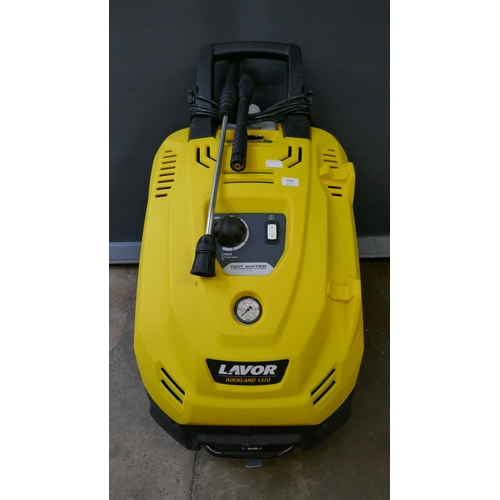 5074 - A Lavor Auckland 1310, 230V single phase 50Hz, 3000W IPX5 diesel powered hot water high pressure cle... 