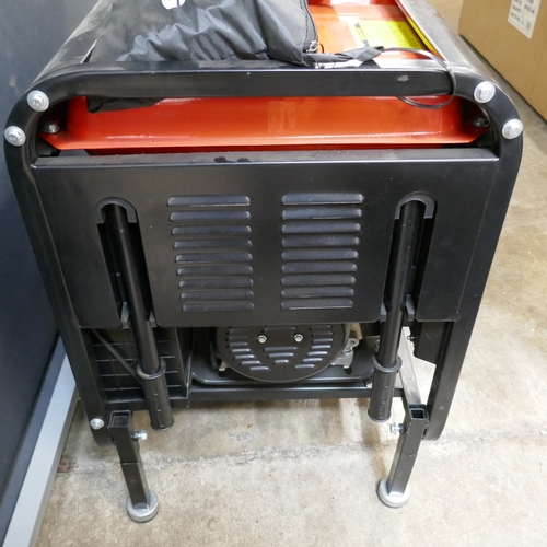 5075 - A model HP6500CXE 5kW, 50hz, single phase diesel generator with 115v 16A, 115v 32A and 230v 32A sock... 