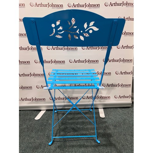 3046 - A blue metal 3 piece bistro garden set