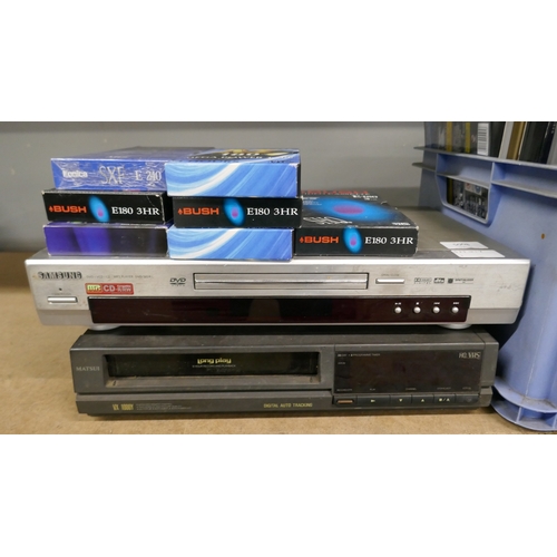 5008 - A Samsung DVD-S224 DVD/VCD/CD/MP3 player, a Matsui VX1000Y VHS player, 7 VHS tapes and a large quant... 