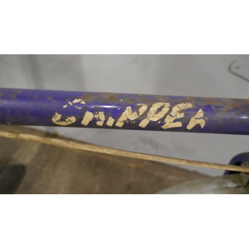 5029 - A vintage Raleigh Chipper children's bicycle