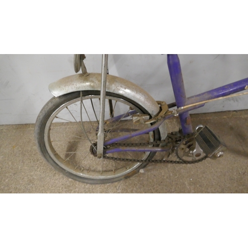 5029 - A vintage Raleigh Chipper children's bicycle