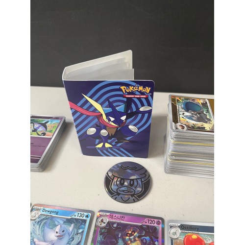 5018 - Assorted Pokémon cards including approximately 55 holo/reverse Holo cards and approximately 200 Poké... 