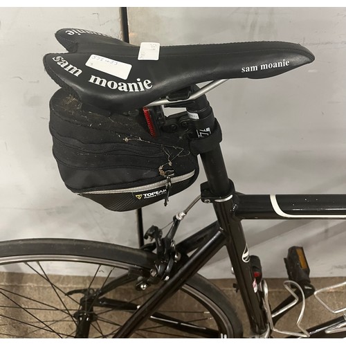 5019 - A Ventura Pro Tour aluminium framed road bike with Shimano gear set  *Authority recovered