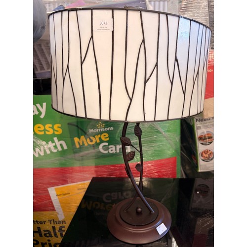 3005A - A brown and white stained glass Tiffany lamp