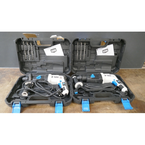 Lot 5056      