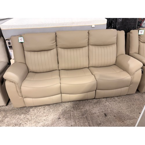 Lot 3016      