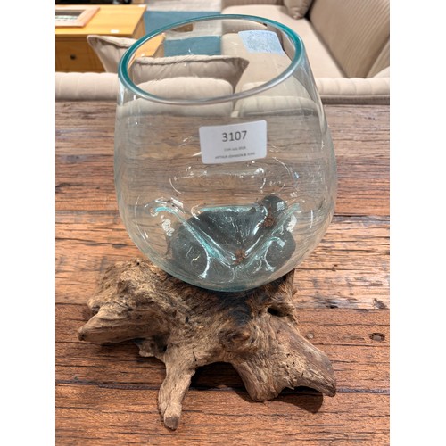 Lot 3064      