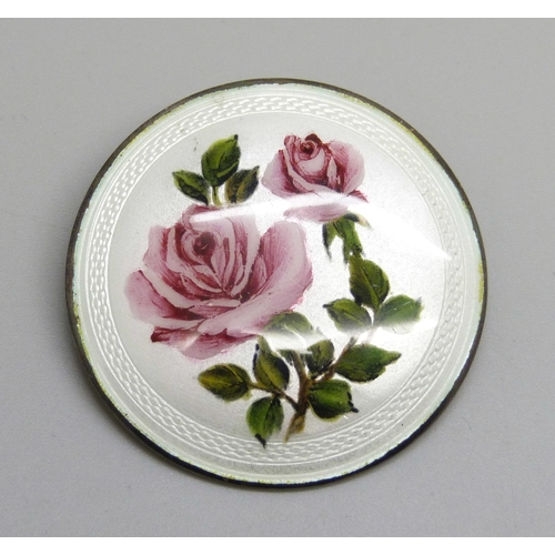 Lot 7043      