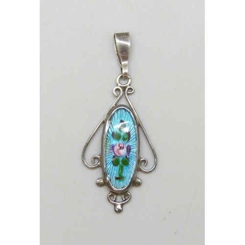 Lot 7036      
