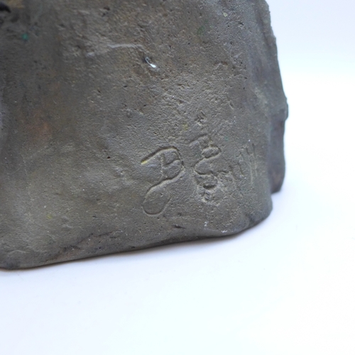 2016 - A bronze sculpted horse's head, with signature possibly B. B. Smith, 13cm h